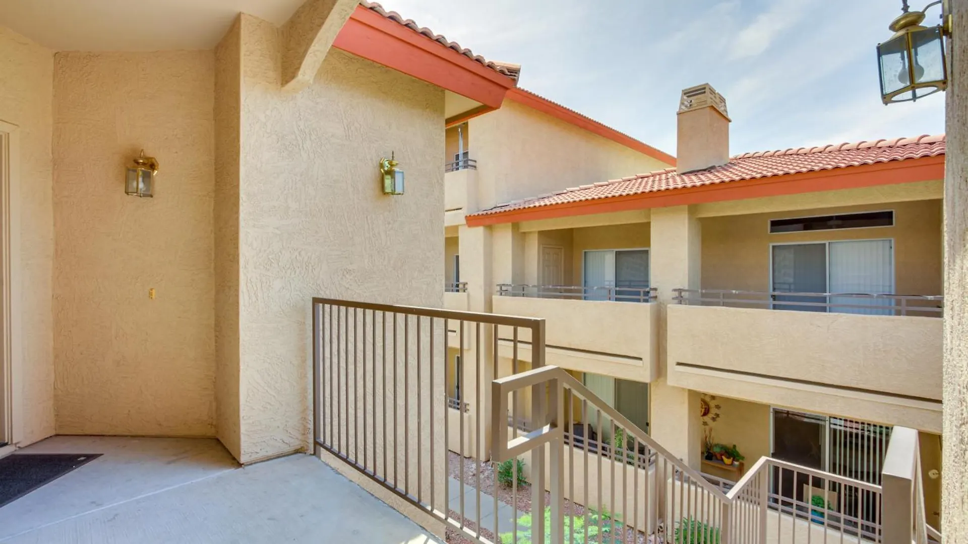 Phoenix Condo With Resort Perks And Mountain Views! Apartment